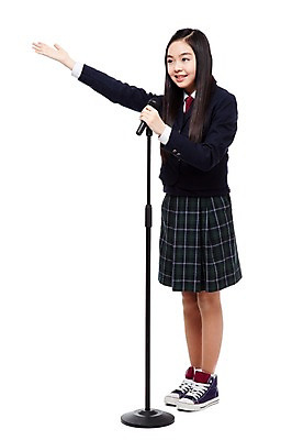 포토 JPG 스튜디오촬영 전신 학생 라이프스타일 긴머리 응시 여학생 여자 교복 운동화 모션 중학생 청소년 실내 한명 서기 미소 웃음 누끼 사람 동양인 손짓 옆모습 10대 스쿨라이프 십대라이프스타일 한국인 발표 강의 스니커즈 스탠드마이크 마이크 여중생 여자만 여자한명만 십대만 십대여자만 십대여자한명만 국내포토 1 헤어스타일 시선 옷 뷰포인트 음향기기 신발 학교 표정 인종 내부 생활 파일형식