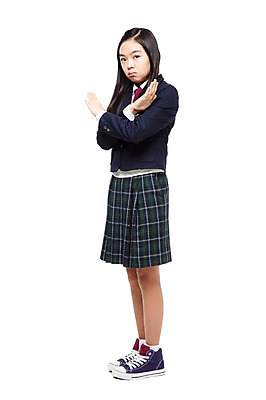 포토 JPG 스튜디오촬영 전신 학생 라이프스타일 긴머리 여학생 여자 교복 운동화 모션 중학생 청소년 실내 한명 서기 누끼 사람 동양인 손짓 옆모습 10대 스쿨라이프 십대라이프스타일 한국인 금지 X 스니커즈 여중생 여자만 여자한명만 십대만 십대여자만 십대여자한명만 국내포토 1 헤어스타일 알파벳 옷 뷰포인트 신발 학교 인종 내부 생활 파일형식