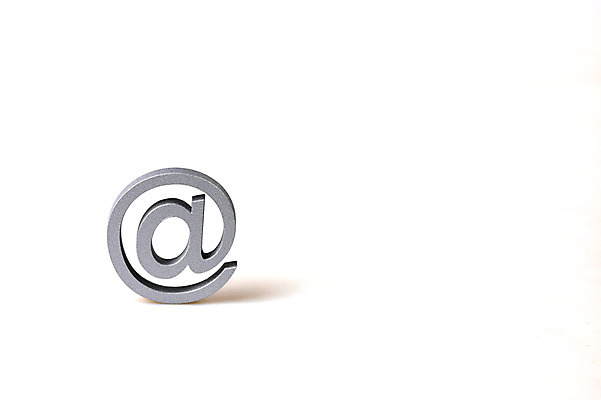 포토 JPG 스튜디오촬영 문자 기호 백그라운드 컨셉 인터넷 비즈니스 실내 사람없음 금융 경제 이메일 우편물 오브젝트 골뱅이기호 인터넷기호 국내포토 내부 파일형식