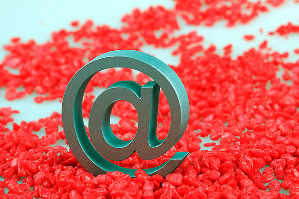 포토 JPG 스튜디오촬영 기호 컬러 백그라운드 컨셉 인터넷 비즈니스 실내 근접촬영 사람없음 아웃포커스 빨간색 금융 경제 돌_바위 조약돌 이메일 낟알 우편물 오브젝트 골뱅이기호 인터넷기호 국내포토 문자 뷰포인트 촬영기법 내부 파일형식