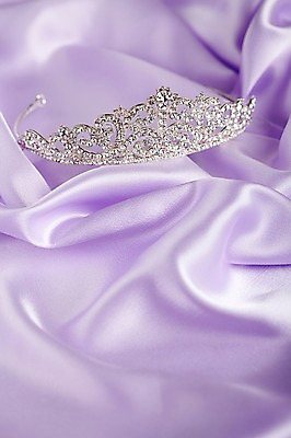 포토 JPG 스튜디오촬영 결혼 장신구 왕관 실내 선물 사람없음 보석 실크 천 오브젝트 티아라 예물 결혼소품 국내포토 이벤트 내부 직물 광석 파일형식