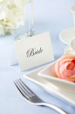 포토 JPG 스튜디오촬영 식물 그릇 식기 접시 꽃 결혼 포크 와인잔 잔 실내 근접촬영 사람없음 아웃포커스 상차림 오브젝트 결혼소품 국내포토 카드프레임 뷰포인트 술잔 프레임 촬영기법 이벤트 내부 파일형식