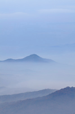 포토 JPG 주간 구름 자연현상 자연 하늘 산 한국 풍경 사람없음 야외 안개 산등성이 운해 운무 천안 국내포토 자연요소 아시아 날씨 충청남도 생태계 파일형식 구름_자연