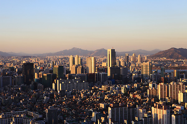 포토 JPG 주간 건축물 산 서울 한국 풍경 빌딩 사람없음 야외 건물 도시풍경 노을 고층빌딩 일몰 도시 도심 강남 무역센터 국내포토 자연요소 건축 아시아 무역 파일형식