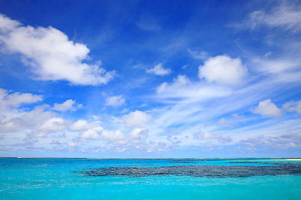 포토 JPG 주간 구름 해외풍경 해외 계절 파도 바다 섬 여행 하늘 휴가 풍경 해변 사람없음 야외 여름 여름휴가 바캉스 맑음 휴양지 남태평양 사이판 국내포토 자연요소 날씨 장소 오세아니아 태평양 파일형식 여름_계절
