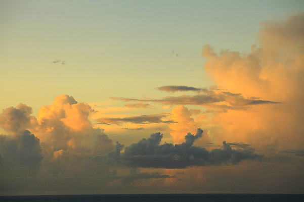 포토 JPG 주간 구름 해외풍경 해외 계절 바다 섬 여행 하늘 휴가 풍경 해변 사람없음 야외 여름 여름휴가 바캉스 일출 노을 맑음 황혼 일몰 수면 휴양지 남태평양 사이판 국내포토 자연요소 날씨 장소 오세아니아 태평양 파일형식 여름_계절