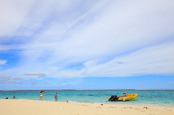 포토 JPG 주간 구름 해외풍경 해외 계절 물결 바다 섬 여행 하늘 휴가 풍경 여러명 해변 야외 여름 여름휴가 바캉스 모래사장 맑음 수면 해수욕장 휴양지 남태평양 사이판 국내포토 자연요소 다수 날씨 사람 물 장소 오세아니아 태평양 파일형식 여름_계절