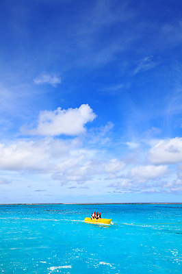 포토 JPG 주간 구름 해외풍경 해외 계절 물결 파도 바다 섬 여행 하늘 휴가 풍경 여러명 해변 야외 여름 레포츠 여름휴가 바캉스 맑음 보트 수면 해수욕장 휴양지 남태평양 사이판 바나나보트 선박 국내포토 자연요소 다수 수상교통 배_교통 레저 날씨 사람 물 장소 오세아니아 태평양 파일형식 여름_계절