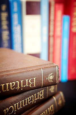 포토 JPG 스튜디오촬영 표지 백그라운드 실내 근접촬영 사람없음 아웃포커스 간행물 책 전시 커버 오브젝트 여러권 문학 정리 양장본 꽂이 국내포토 뷰포인트 다수 촬영기법 내부 파일형식