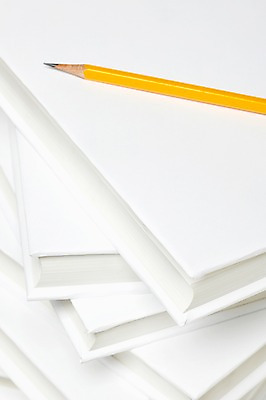 포토 JPG 스튜디오촬영 표지 백그라운드 실내 근접촬영 사람없음 간행물 책 필기구 연필 쌓기 커버 오브젝트 여러권 문학 양장본 국내포토 뷰포인트 다수 모션 문구용품 학용품 내부 파일형식