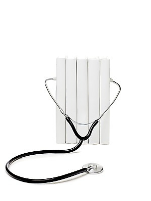 포토 JPG 스튜디오촬영 표지 백그라운드 청진기 의료기기 실내 누끼 사람없음 간행물 책 전시 진료 커버 오브젝트 문학 정리 양장본 꽂이 국내포토 의학 내부 파일형식