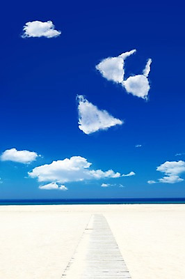 주간 자연요소 모양 PSD 구름 편집이미지 수영복 모래 바다 백그라운드 자연 하늘 풍경 해변 사람없음 야외 비키니 모래사장 이미지편집 옷 생태계 파일형식