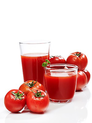 포토 JPG 스튜디오촬영 음료 음식 컬러 잎 토마토 채소 잔 실내 사람없음 컵 빨간색 주스 야채주스 즙 야채즙 채소즙 토마토주스 국내포토 식물 식기 내부 파일형식