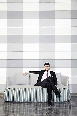 포토 JPG 전신 서양인 외국인 백인 해외기획촬영 직업 라이프스타일 2012년태국 남자 맨라이프 쿠션 의자 비즈니스 호텔 실내 한명 사람 앉기 정장 20대 성인 앞모습 비즈니스라이프 소파 다리꼬기 직장인 비즈니스맨 복도 남자만 남자한명만 성인남자만 청년만 청년남자만 청년남자한명만 성인한명만 성인남자한명만 성인만 국내포토 1 옷 뷰포인트 가구 모션 숙소 인종 청년 내부 생활 파일형식