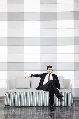 포토 JPG 전신 서양인 외국인 백인 해외기획촬영 직업 라이프스타일 응시 2012년태국 남자 맨라이프 쿠션 의자 비즈니스 호텔 실내 한명 미소 웃음 사람 앉기 정장 20대 성인 앞모습 비즈니스라이프 소파 다리꼬기 직장인 비즈니스맨 복도 남자만 남자한명만 성인남자만 청년만 청년남자만 청년남자한명만 성인한명만 성인남자한명만 성인만 국내포토 1 시선 옷 뷰포인트 가구 모션 숙소 표정 인종 청년 내부 생활 파일형식