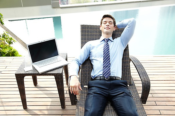 포토 JPG 주간 서양인 외국인 백인 해외기획촬영 직업 라이프스타일 2012년태국 남자 맨라이프 비즈니스 탁자 휴식 야외수영장 수영장 한명 사람 정장 20대 성인 야외 앞모습 비즈니스라이프 노트북 컴퓨터 하이앵글 눕기 풀장 눈감음 직장인 비즈니스맨 물컵 선베드 남자만 남자한명만 성인남자만 청년만 청년남자만 청년남자한명만 성인한명만 성인남자한명만 성인만 국내포토 자연요소 1 옷 뷰포인트 가구 컨셉 의자 모션 인종 청년 생활 컵 전자제품 파일형식