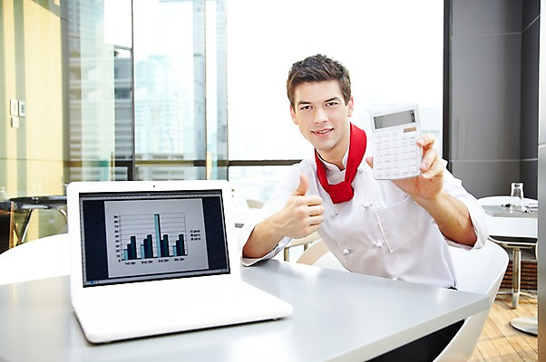 포토 JPG 주간 서양인 외국인 백인 해외기획촬영 직업 2012년태국 남자 의자 비즈니스 창문 통계 탁자 호텔 수치 그래프 영업 실내 실험 한명 미소 웃음 들기 사람 앉기 손짓 상반신 20대 성인 앞모습 노트북 컴퓨터 식당 레스토랑 주방장 요리사 계산기 최고 계산 만족 수익 수익률 남자만 남자한명만 성인남자만 청년만 청년남자만 청년남자한명만 성인한명만 성인남자한명만 성인만 국내포토 자연요소 1 감정 뷰포인트 가구 모션 숙소 문구용품 표정 인종 청년 내부 경제 전자제품 상점 장비 파일형식