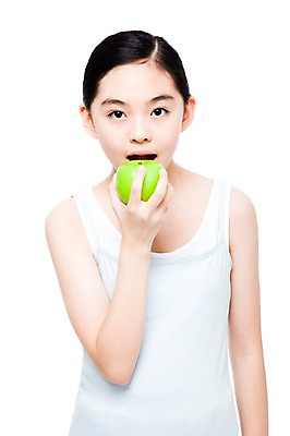 포토 JPG 스튜디오촬영 학생 라이프스타일 여학생 여자 음식 몸매관리 다이어트 과일 중학생 청소년 실내 한명 들기 누끼 사람 동양인 상반신 앞모습 10대 민소매 뷰티 십대라이프스타일 한국인 사과 먹기 순수 여중생 청사과 청순 여자만 여자한명만 십대만 십대여자만 십대여자한명만 국내포토 1 뷰포인트 컨셉 상의 모션 건강 인종 내부 생활 파일형식