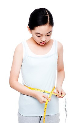 포토 JPG 스튜디오촬영 학생 라이프스타일 응시 여학생 여자 몸매관리 다이어트 중학생 청소년 실내 줄자 한명 서기 들기 누끼 사람 동양인 상반신 앞모습 10대 민소매 뷰티 십대라이프스타일 한국인 순수 측정 여중생 치수 사이즈 치수재기 허리사이즈 청순 허리측정 여자만 여자한명만 십대만 십대여자만 십대여자한명만 내려보기 국내포토 1 시선 뷰포인트 컨셉 상의 모션 자 건강 인종 내부 생활 파일형식