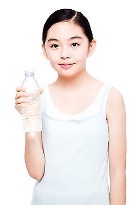 포토 JPG 스튜디오촬영 학생 라이프스타일 여학생 여자 중학생 청소년 실내 한명 들기 누끼 사람 동양인 상반신 앞모습 10대 물 민소매 뷰티 십대라이프스타일 한국인 물병 생수 순수 여중생 청순 여자만 여자한명만 십대만 십대여자만 십대여자한명만 국내포토 자연요소 1 뷰포인트 컨셉 상의 모션 인종 내부 생활 물통 파일형식