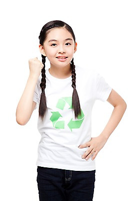 포토 JPG 스튜디오촬영 학생 라이프스타일 여학생 여자 캠페인 허리손 포즈 모션 중학생 청소년 자연 양갈래머리 땋은머리 실내 한명 서기 미소 웃음 누끼 사람 동양인 손짓 상반신 앞모습 10대 캐주얼 자연보호 환경 십대라이프스타일 그린캠페인 주먹 재활용 한국인 반팔티셔츠 청바지 보호 여중생 친환경 여자만 여자한명만 십대만 십대여자만 십대여자한명만 국내포토 1 헤어스타일 옷 뷰포인트 컨셉 티셔츠 바지 표정 인종 내부 생활 생태계 파일형식