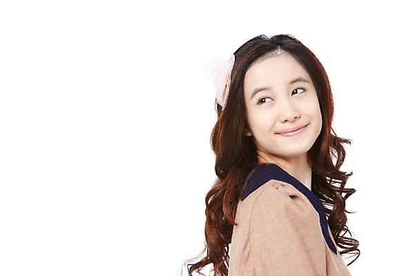 포토 JPG 스튜디오촬영 외국인 해외기획촬영 학생 라이프스타일 긴머리 응시 2012년태국 원피스 여학생 여자 청소년 여고생 고등학생 실내 한명 미소 웃음 누끼 사람 동양인 상반신 옆모습 10대 캐주얼 십대라이프스타일 머리띠 여자만 여자한명만 십대만 십대여자만 십대여자한명만 국내포토 1 헤어스타일 시선 옷 뷰포인트 장신구 표정 인종 내부 생활 파일형식