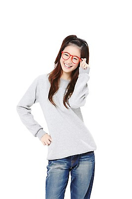 포토 JPG 스튜디오촬영 외국인 해외기획촬영 학생 라이프스타일 긴머리 2012년태국 여학생 여자 안경 허리손 포즈 청소년 여고생 고등학생 실내 한명 서기 미소 웃음 누끼 사람 동양인 앞모습 10대 캐주얼 십대라이프스타일 청바지 즐거움 여자만 여자한명만 십대만 십대여자만 십대여자한명만 안경낌 국내포토 1 헤어스타일 잡화 옷 감정 뷰포인트 바지 모션 표정 인종 내부 생활 파일형식