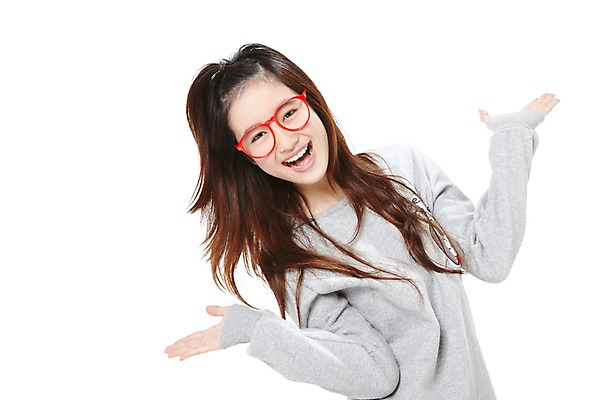 포토 JPG 스튜디오촬영 외국인 해외기획촬영 학생 라이프스타일 긴머리 2012년태국 여학생 여자 안경 포즈 모션 청소년 여고생 고등학생 실내 한명 미소 웃음 누끼 사람 동양인 손짓 상반신 앞모습 10대 캐주얼 십대라이프스타일 즐거움 여자만 여자한명만 십대만 십대여자만 십대여자한명만 안경낌 국내포토 1 헤어스타일 잡화 옷 감정 뷰포인트 표정 인종 내부 생활 파일형식