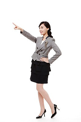 포토 JPG 스튜디오촬영 전신 직업 우먼라이프 라이프스타일 응시 여자 허리손 포즈 비즈니스 모션 실내 한명 서기 누끼 사람 동양인 정장 손짓 20대 성인 옆모습 비즈니스라이프 손들기 한국인 가리킴 직장인 비즈니스우먼 지시 명령 여자만 여자한명만 성인여자만 청년만 청년여자만 성인한명만 청년여자한명만 성인여자한명만 성인만 국내포토 1 시선 옷 뷰포인트 인종 청년 내부 생활 파일형식