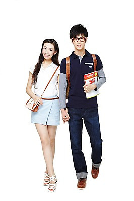 포토 JPG 스튜디오촬영 전신 외국인 해외기획촬영 학생 라이프스타일 커플 여자 남자 대학생 가방 2011년중국 대학생라이프 실내 서기 미소 웃음 들기 누끼 사람 동양인 20대 성인 두명 라이프 앞모습 책 캐주얼 친구 중국인 손잡기 핸드백 크로스백 청년만 성인만 국내포토 잡화 옷 뷰포인트 관계 모션 표정 인종 청년 내부 생활 파일형식