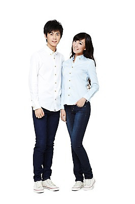 포토 JPG 스튜디오촬영 전신 외국인 해외기획촬영 학생 라이프스타일 커플 여자 남자 대학생 포즈 2011년중국 대학생라이프 실내 서기 미소 웃음 누끼 사람 동양인 20대 성인 두명 라이프 앞모습 캐주얼 친구 중국인 청년만 성인만 국내포토 옷 뷰포인트 관계 모션 표정 인종 청년 내부 생활 파일형식