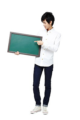 포토 JPG 스튜디오촬영 전신 외국인 해외기획촬영 학생 라이프스타일 배너 응시 남자 대학생 포즈 2011년중국 대학생라이프 안내 사각프레임 광고판 알림판 실내 한명 서기 들기 누끼 사람 동양인 20대 성인 라이프 캐주얼 중국인 칠판 가리킴 알림 남자만 남자한명만 성인남자만 청년만 청년남자만 청년남자한명만 성인한명만 성인남자한명만 성인만 국내포토 1 시선 옷 모션 프레임 인종 손짓 청년 내부 생활 사각형 판 파일형식