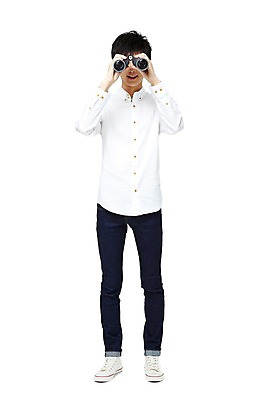 포토 JPG 스튜디오촬영 전신 외국인 해외기획촬영 학생 라이프스타일 응시 남자 대학생 2011년중국 대학생라이프 실내 한명 서기 들기 누끼 사람 동양인 20대 성인 라이프 앞모습 캐주얼 중국인 쌍안경 망원경 관찰 남자만 남자한명만 성인남자만 청년만 청년남자만 청년남자한명만 성인한명만 성인남자한명만 성인만 국내포토 1 시선 옷 뷰포인트 모션 인종 청년 내부 생활 파일형식