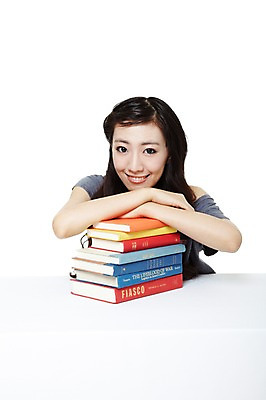 포토 JPG 스튜디오촬영 외국인 해외기획촬영 학생 라이프스타일 여자 엎드리기 대학생 포즈 2011년중국 대학생라이프 실내 한명 미소 웃음 누끼 사람 앉기 동양인 상반신 20대 성인 라이프 책 캐주얼 중국인 여자만 여자한명만 성인여자만 청년만 청년여자만 성인한명만 청년여자한명만 성인여자한명만 성인만 국내포토 1 옷 모션 표정 인종 청년 내부 생활 파일형식