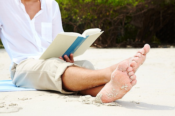 포토 JPG 주간 서양인 외국인 나무 식물 백인 해외기획촬영 라이프스타일 2012년태국 계절 남자 행복 여유 여행 신체 발 휴가 휴식 사랑 한명 들기 사람 앉기 20대 성인 해변 야외 앞모습 아웃포커스 신체부위 책 여름 여름휴가 바캉스 모래사장 독서 다리 비치타올 남자만 남자한명만 성인남자만 청년만 청년남자만 청년남자한명만 성인한명만 성인남자한명만 성인만 국내포토 자연요소 1 감정 바다 뷰포인트 컨셉 모션 촬영기법 인종 청년 생활 수건 파일형식 여름_계절