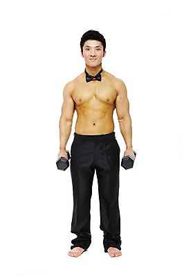 포토 JPG 스튜디오촬영 전신 라이프스타일 남자 맨라이프 포즈 컨셉 몸매관리 모션 맨발 나비넥타이 근육 상의탈의 실내 건강 한명 서기 들기 누끼 사람 동양인 정장 턱시도 20대 성인 앞모습 운동 건강관리 운동기구 헬스 아령 한국인 웨이트트레이닝 헬스동작 남자만 남자한명만 성인남자만 청년만 청년남자만 청년남자한명만 성인한명만 성인남자한명만 성인만 국내포토 1 옷 뷰포인트 다이어트 발 넥타이 탈의 관리 인종 청년 내부 생활 파일형식