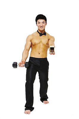 포토 JPG 스튜디오촬영 전신 라이프스타일 남자 맨라이프 포즈 컨셉 프로포즈 몸매관리 모션 맨발 나비넥타이 근육 상의탈의 실내 건강 한명 서기 미소 웃음 들기 누끼 사람 동양인 정장 턱시도 20대 성인 앞모습 운동 건강관리 운동기구 헬스 아령 한국인 반지 웨이트트레이닝 남자만 남자한명만 성인남자만 청년만 청년남자만 청년남자한명만 성인한명만 성인남자한명만 성인만 국내포토 1 옷 뷰포인트 다이어트 장신구 발 넥타이 탈의 표정 관리 인종 청년 내부 생활 파일형식