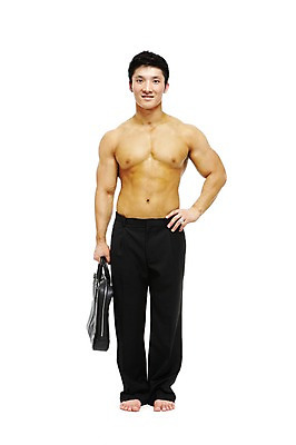 포토 JPG 스튜디오촬영 전신 직업 라이프스타일 잡화 남자 맨라이프 허리손 컨셉 몸매관리 서류가방 가방 비즈니스 맨발 근육 상의탈의 실내 건강 한명 서기 미소 웃음 들기 누끼 사람 동양인 정장 20대 성인 앞모습 운동 건강관리 헬스 한국인 직장인 비즈니스맨 남자만 남자한명만 성인남자만 청년만 청년남자만 청년남자한명만 성인한명만 성인남자한명만 성인만 국내포토 1 옷 뷰포인트 포즈 다이어트 모션 발 탈의 표정 관리 인종 청년 내부 생활 파일형식