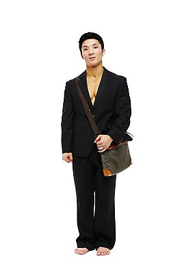 포토 JPG 스튜디오촬영 전신 직업 라이프스타일 잡화 남자 맨라이프 컨셉 몸매관리 가방 비즈니스 맨발 근육 실내 건강 한명 서기 누끼 사람 동양인 20대 성인 앞모습 운동 건강관리 헬스 한국인 직장인 비즈니스맨 크로스백 남자만 남자한명만 성인남자만 청년만 청년남자만 청년남자한명만 성인한명만 성인남자한명만 성인만 국내포토 1 뷰포인트 다이어트 모션 발 관리 인종 청년 내부 생활 파일형식