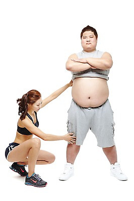 포토 JPG 스튜디오촬영 전신 라이프스타일 여자 남자 운동화 몸매관리 다이어트 실내 건강 서기 누끼 사람 앉기 동양인 20대 성인 두명 앞모습 옆모습 운동복 건강관리 팔짱 한국인 탱크톱 비만 연습 트레이너 개인지도 복부비만 뱃살 청년만 성인만 국내포토 옷 뷰포인트 신발 상의 모션 관리 인종 청년 내부 생활 헬스 몸매 파일형식