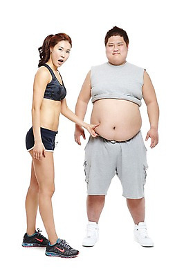 포토 JPG 스튜디오촬영 전신 라이프스타일 여자 남자 운동화 몸매관리 다이어트 실내 건강 서기 누끼 사람 동양인 20대 성인 두명 앞모습 옆모습 운동복 건강관리 놀람 한국인 탱크톱 비만 연습 트레이너 개인지도 복부비만 뱃살 청년만 성인만 국내포토 옷 감정 뷰포인트 신발 상의 모션 표정 관리 인종 청년 내부 생활 헬스 몸매 파일형식