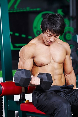 포토 JPG 라이프스타일 남자 포즈 몸매관리 근육 상의탈의 실내 건강 한명 들기 사람 앉기 20대 성인 앞모습 아웃포커스 운동복 운동 건강관리 운동기구 헬스 아령 헬스장 한국인 목표 웨이트트레이닝 연습 팔운동 헬스동작 열정 알통 시티드덤벨컬 이두운동 남자만 남자한명만 성인남자만 청년만 청년남자만 청년남자한명만 성인한명만 성인남자한명만 성인만 국내포토 1 옷 감정 뷰포인트 컨셉 다이어트 모션 탈의 촬영기법 관리 동양인 청년 내부 생활 파일형식