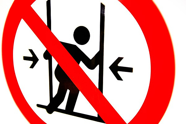 포토 JPG 주간 기호 안내 알림판 안전 근접촬영 사람없음 야외 금지 표지판 보호 지시 주위 명령 무리한탑승금지 국내포토 자연요소 문자 뷰포인트 컨셉 모션 파일형식