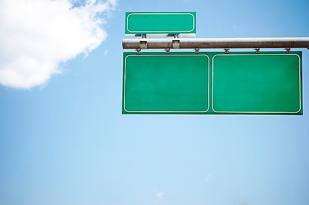 포토 JPG 주간 구름 기호 컬러 하늘 안내 알림판 사람없음 야외 초록색 표지판 지시 도로표지판 교통표지 명령 국내포토 자연요소 문자 도로 교통 모션 파일형식