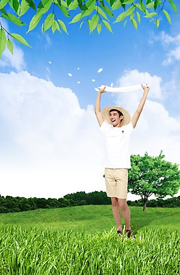 전신 PSD 나무 구름 모델 편집이미지 모자 학생 라이프스타일 남자 대학생 포즈 운동화 티셔츠 잎 반바지 모션 하늘 대학생라이프 나뭇잎 새로움 한명 서기 미소 웃음 사람 동양인 잔디 초원 20대 성인 라이프 앞모습 청춘 수건 캠퍼스라이프 만세 한국인 농촌 기운 봉사 도움 풀 밀짚모자 기지개 농촌봉사활동 농활 보람 일손 특별활동 남자만 남자한명만 성인남자만 청년만 청년남자만 청년남자한명만 성인한명만 성인남자한명만 성인만 이미지편집 자연요소 식물 모자_잡화 1 잡화 교육 뷰포인트 신발 컨셉 셔츠 바지 표정 인종 청년 생활 위생용품 시골 파일형식