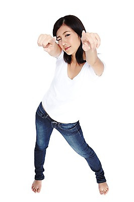 포토 JPG 스튜디오촬영 전신 외국인 해외기획촬영 우먼라이프 라이프스타일 긴머리 2012년태국 여자 포즈 모션 맨발 실내 윙크 한명 서기 누끼 사람 동양인 손짓 20대 성인 앞모습 캐주얼 하이앵글 활발 올려보기 청바지 가리킴 편안함 의료성형뷰티 여자만 여자한명만 성인여자만 청년만 청년여자만 성인한명만 청년여자한명만 성인여자한명만 성인만 국내포토 1 헤어스타일 옷 뷰포인트 컨셉 바지 발 표정 인종 청년 내부 생활 감각 파일형식