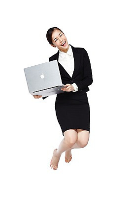 포토 JPG 스튜디오촬영 전신 외국인 해외기획촬영 직업 우먼라이프 라이프스타일 2012년태국 여자 포즈 비즈니스 모션 맨발 실내 한명 미소 웃음 들기 누끼 사람 동양인 정장 20대 성인 앞모습 노트북 컴퓨터 치마 달리기 점프 활발 웹서핑 직장인 비즈니스우먼 여자만 여자한명만 성인여자만 청년만 청년여자만 성인한명만 청년여자한명만 성인여자한명만 성인만 국내포토 1 옷 뷰포인트 컨셉 발 하의 표정 인종 청년 내부 생활 전자제품 파일형식