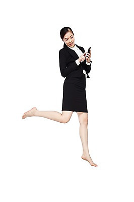 포토 JPG 스튜디오촬영 전신 외국인 해외기획촬영 직업 우먼라이프 라이프스타일 응시 2012년태국 여자 포즈 비즈니스 모션 맨발 실내 한명 미소 웃음 들기 누끼 사람 동양인 정장 20대 성인 옆모습 스마트폰 치마 달리기 점프 활발 직장인 비즈니스우먼 전화기 통화 다리들기 여자만 여자한명만 성인여자만 청년만 청년여자만 성인한명만 청년여자한명만 성인여자한명만 성인만 국내포토 1 시선 옷 뷰포인트 컨셉 발 하의 표정 인종 청년 내부 생활 핸드폰 스마트기기 파일형식