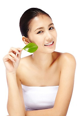 포토 JPG 스튜디오촬영 외국인 식물 해외기획촬영 우먼라이프 라이프스타일 2012년태국 여자 포즈 잎 나뭇잎 실내 한명 미소 웃음 들기 누끼 사람 동양인 상반신 20대 성인 앞모습 뷰티 튜브탑 청순 의료성형뷰티 여자만 여자한명만 성인여자만 청년만 청년여자만 성인한명만 청년여자한명만 성인여자한명만 성인만 국내포토 1 뷰포인트 컨셉 상의 모션 표정 인종 청년 내부 생활 파일형식