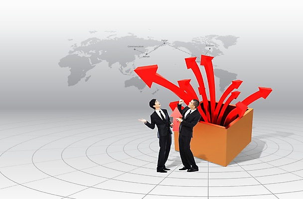 전신 PSD 외국인 편집이미지 응시 남자 화살표 포즈 백그라운드 세계지도 지도 비즈니스 모션 화살 서기 사람 동양인 정장 20대 성인 두명 30대 상자 비즈니스맨 상승 디지털비즈니스 남자만 성인남자만 성인만 이미지편집 시선 옷 컨셉 인종 청년 장년 세계 직장인 파일형식